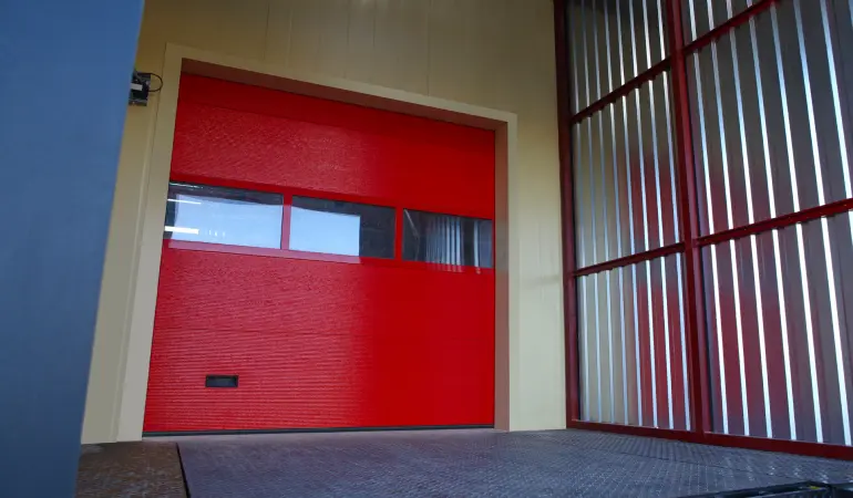 С панорамными вставками